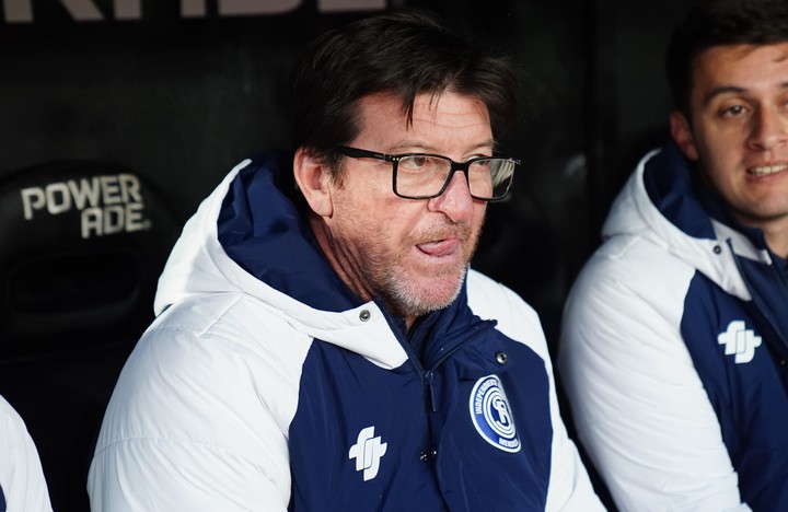 Alfredo Berti, sin filtro sobre el fútbol y la vida: "Hay muchos técnicos modernos que tienen que dirigir con pañales del cagazo"