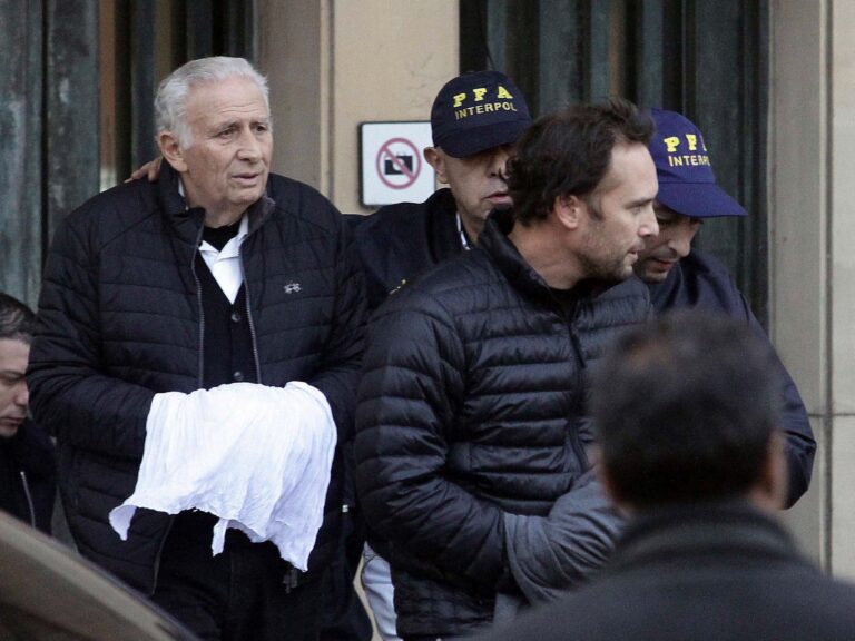 Antecedente para Tapia y Toviggino: dos empresarios argentinos admitieron haber pagado coimas en la FIFA y evitaron un juicio en EE.UU.