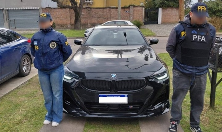 Un BMW secuestrado por la Federal en la causa del Patronato de los Liberados.