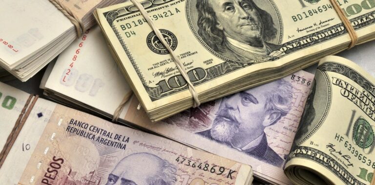 Dólar hoy: a cuánto cotizan el oficial y sus diferentes tipos de cambio este lunes 17 de agosto