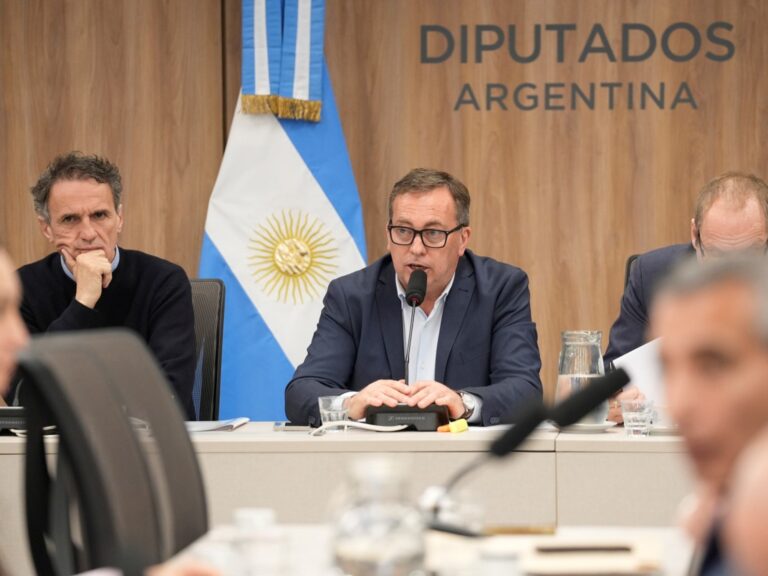 El PJ suma presión por el estado de las rutas y amenaza con reflotar el proyecto para coparticipar el Impuesto a los Combustibles