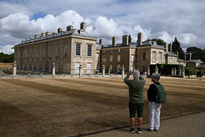 Se alojarían temporalmente en Althorp, el palacio de la princesa Diana. Foto: Reuters