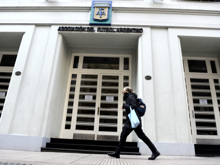 El procurador general se opuso a que una de las causas contra la AFA se investigue en la justicia de Campana