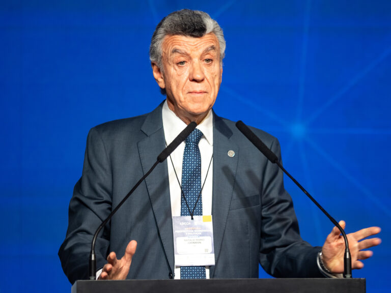 "Empresas han cerrado y se perdieron puestos de trabajo, pero si ese es el precio para transformar el país, lo acepto": fuerte mensaje del presidente de la Cámara de Comercio