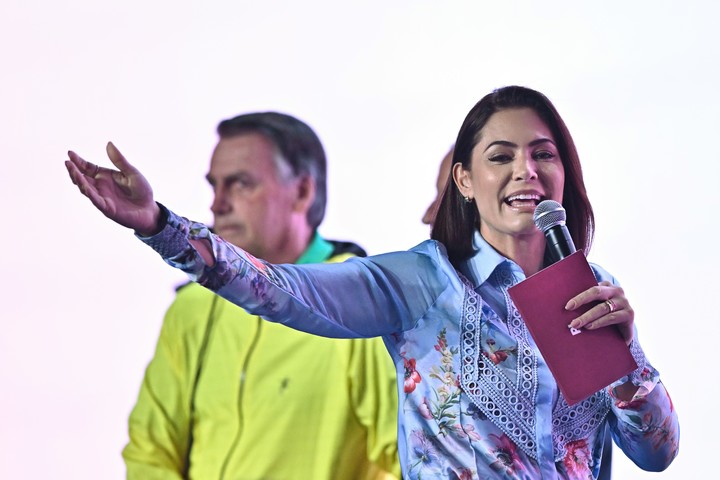 En el nombre del padre: los Bolsonaro, candidatos a todo en las elecciones de Brasil
