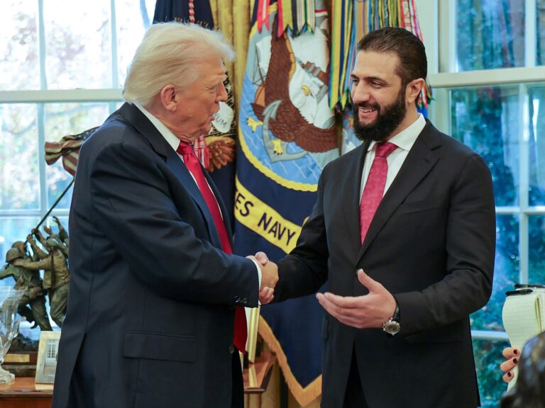 Estados Unidos retiró a Siria de la lista de "estados patrocinadores del terrorismo" que impedía invertir en el país