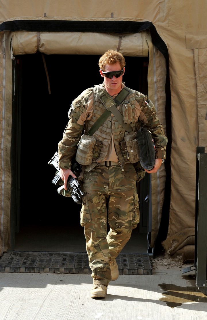 Harry en Afganistán, en 2012. Foto: APol Photo via AP, File)
