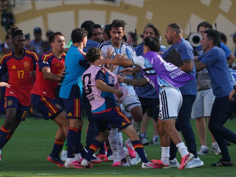 Histórica sanción de la FIFA a Leandro Paredes: 10 partidos de suspensión por la final del Mundial y más castigos a la Selección