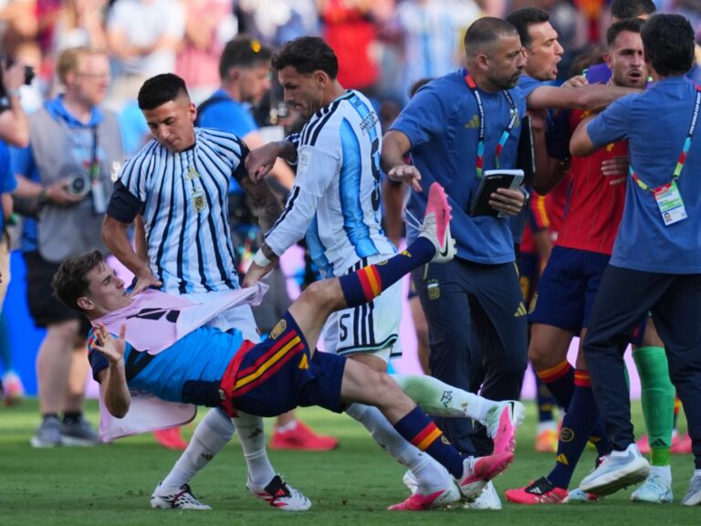 Incidentes en la final del Mundial: la AFA anunció que la FIFA aceptó que los jugadores sancionados cumplan las fechas en amistosos