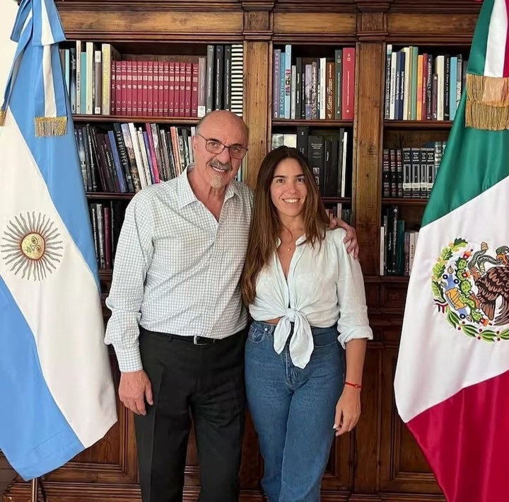 Soledad Calle con Carlos Tomada en México.