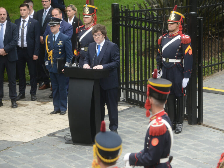 Javier Milei y sus medidas, EN VIVO: el Presidente encabeza el acto por el aniversario del paso a la inmortalidad de San Martín