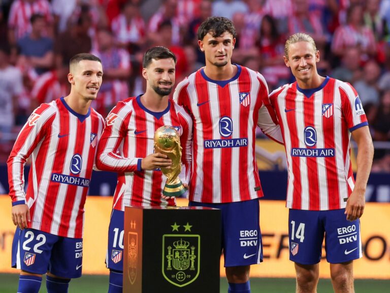 Julián Alvarez, insultado por los hinchas en el debut del Atlético de Madrid: la peculiar respuesta de Cholo Simeone en medio de la tensión