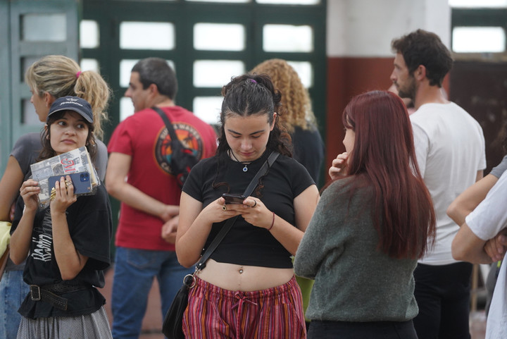 Los jóvenes de 16 a 35 años: el dilema de los candidatos rumbo a las elecciones de 2027