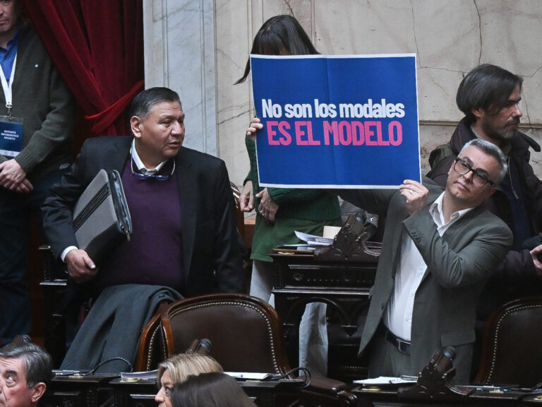 Morosidad familiar: la oposición en Diputados no pudo incluir sus proyectos en medio de una sesión caliente