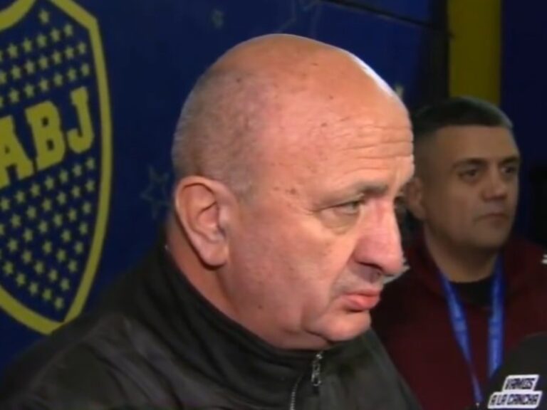 Nicolás Russo explotó contra el VAR tras la derrota de Lanús ante Boca: "Preferiría que Delfino no nos dirija más"