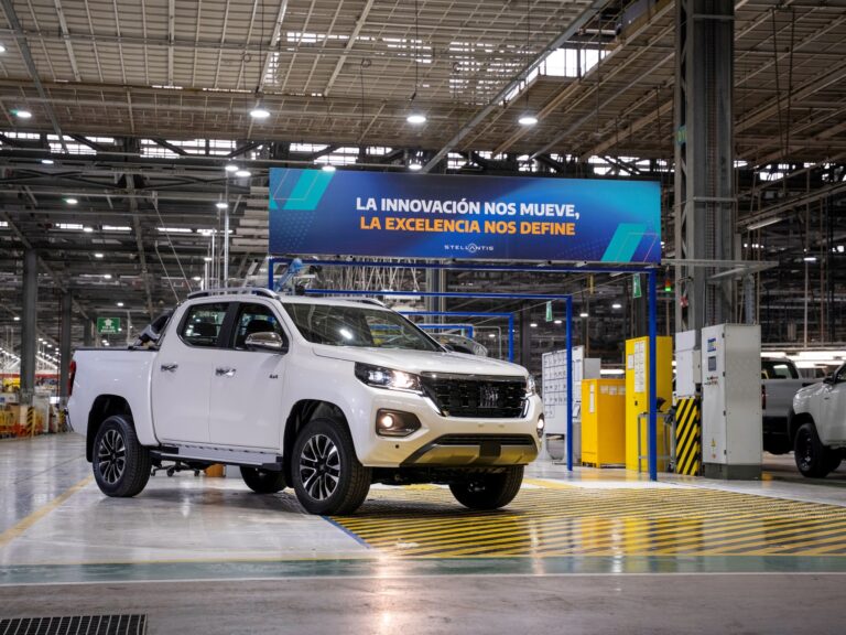 Otra automotriz achica su producción, en medio de la caída de ventas y de la ola de importaciones chinas