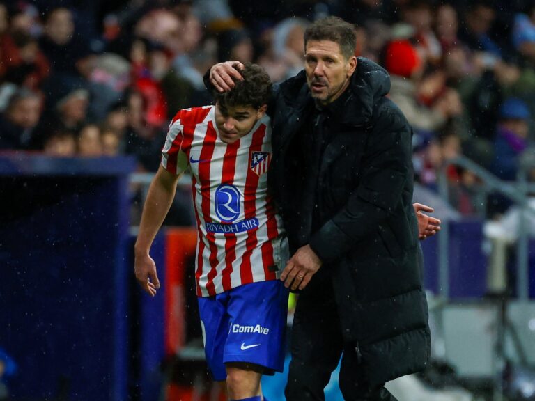 Simeone da por cerrado el tema Julián Álvarez: "El dueño del club fue tajante, no hay más que hablar"