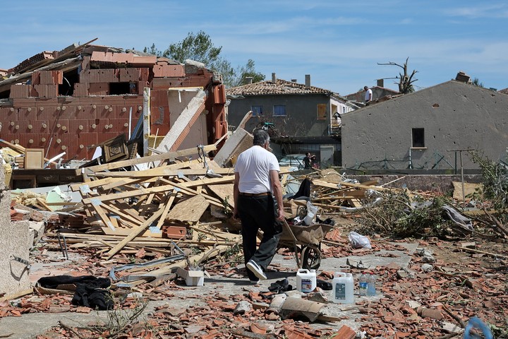 Pomas, en el suroeste de Francia, fue arrasado. Foto: Reuters
