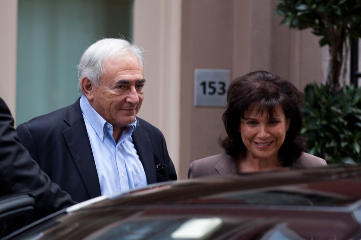 Anne Sinclair y  Dominique Strauss-Kahn, en una foto de 2011.  Foto: AP