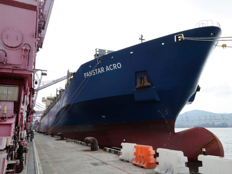 Una ruta desconocida, 7.000 kilómetros menos y un desafío enorme: por qué China y Corea del Sur se lanzan a navegar el Ártico
