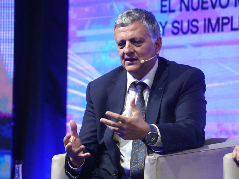 YPF se asocia a un gigante italiano para explorar el mar frente a la costa de Uruguay